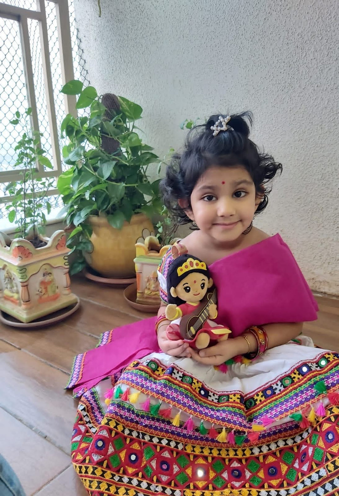 Saraswati Devi (Mini 7 inch) Mantra Singing Plush Toy